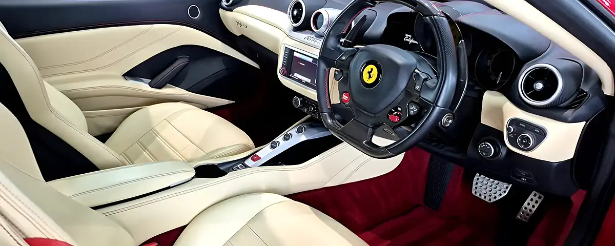 Used 2015 Ferrari California Convertible Red - Interior and Exterior details 5