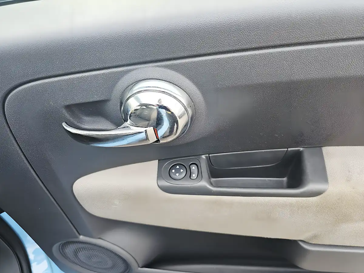 Used 2015 Fiat 500 Colour Therapy Blue - Interior and Exterior details 14