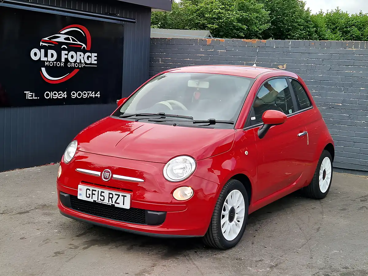 Used 2015 Fiat 500 Colour Therapy Pasodoble Red - Front View