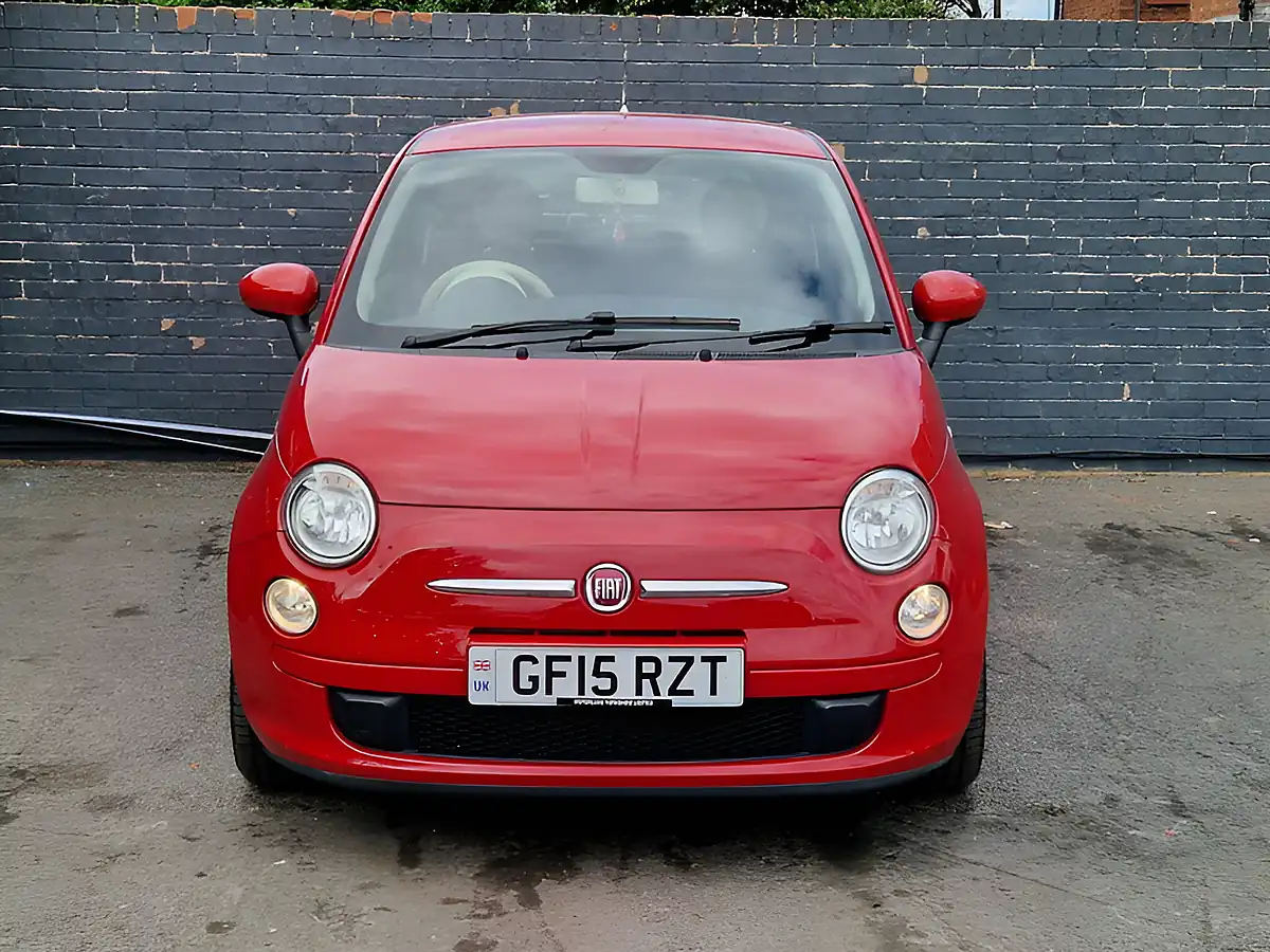 Used 2015 Fiat 500 Colour Therapy Pasodoble Red - Interior and Exterior details 4