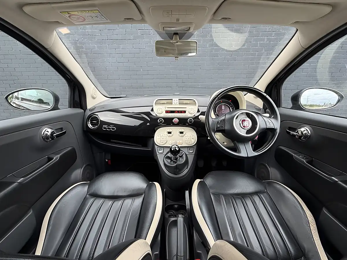 Used 2015 Fiat 500 Cult Black - Interior and Exterior details 11