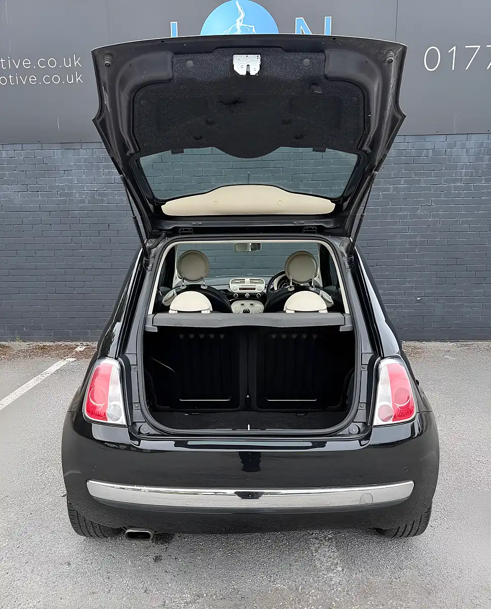 Used 2015 Fiat 500 Cult Black - Interior and Exterior details 18