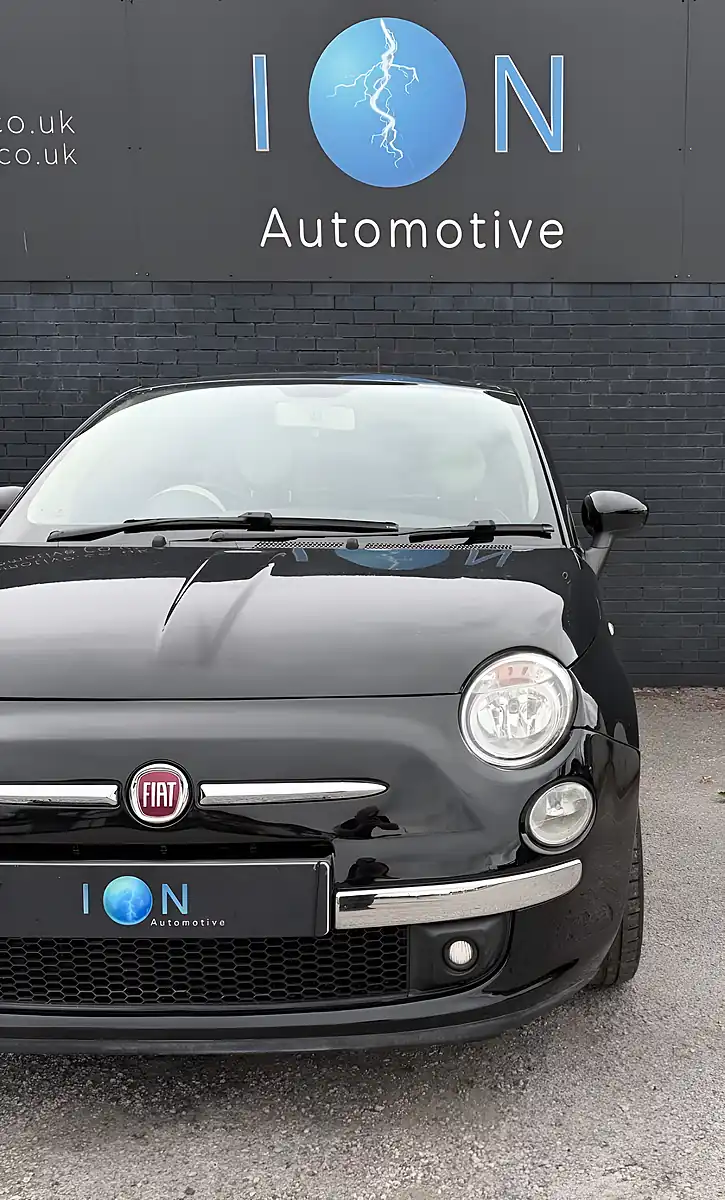 Used 2015 Fiat 500 Cult Black - Interior and Exterior details 4