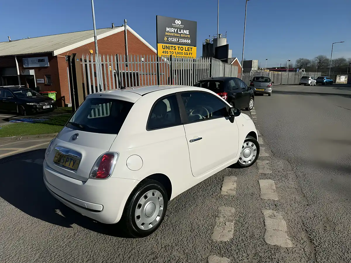Used 2015 Fiat 500 - Interior and Exterior details 8