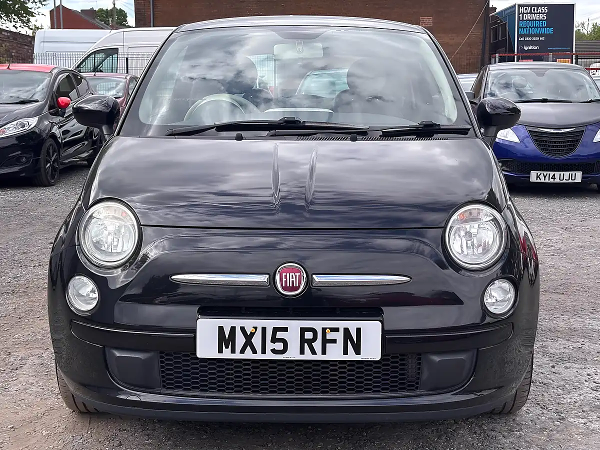 Used 2015 Fiat 500 Lounge Black - Interior and Exterior details 2