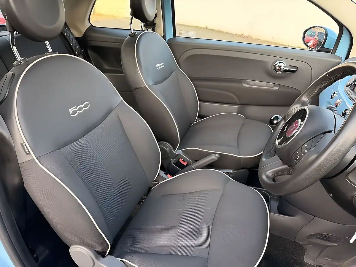 Used 2015 Fiat 500 Lounge Blue - Interior and Exterior details 20