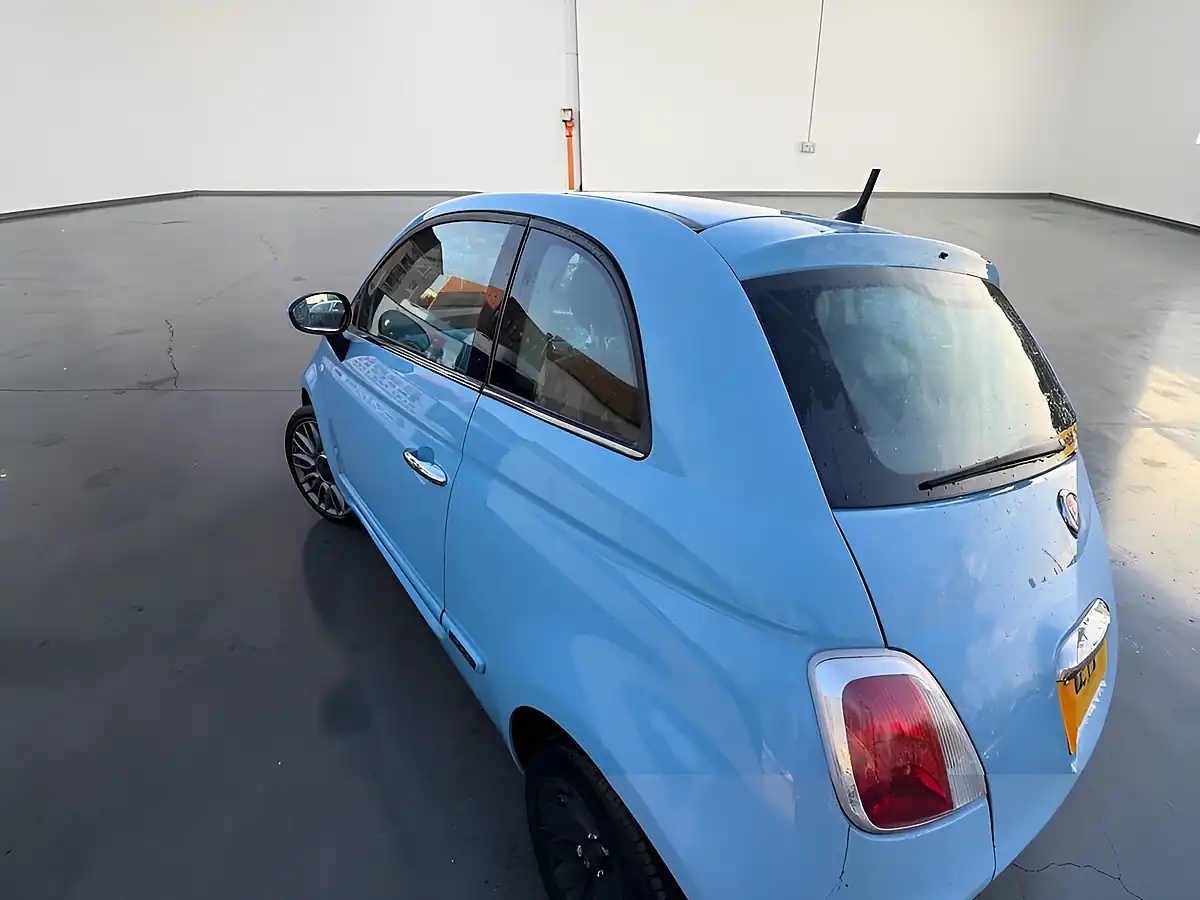 Used 2015 Fiat 500 Lounge Blue - Interior and Exterior details 8