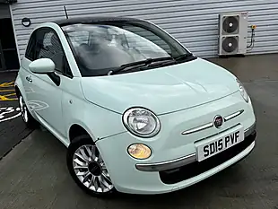 Used 2015 Fiat 500 Lounge Green - Interior and Exterior details 2