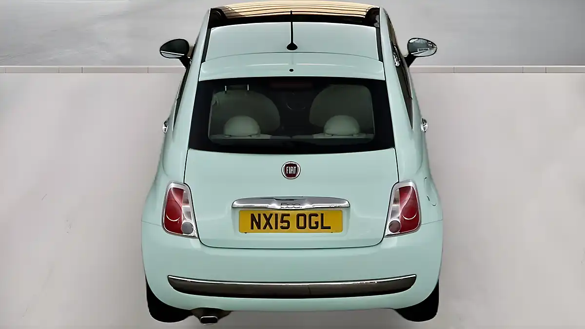 Used 2015 Fiat 500 Lounge Green - Interior and Exterior details 6