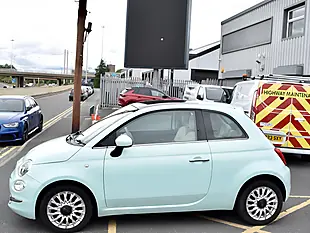 Used 2015 Fiat 500 Lounge Green - Interior and Exterior details 4