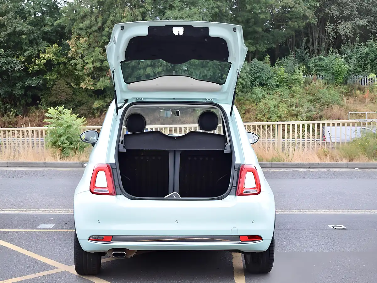 Used 2015 Fiat 500 Lounge Green - Interior and Exterior details 7