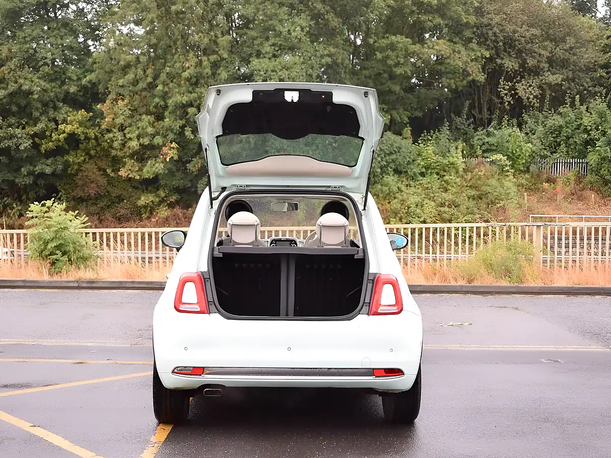 Used 2015 Fiat 500 Lounge Green - Interior and Exterior details 7