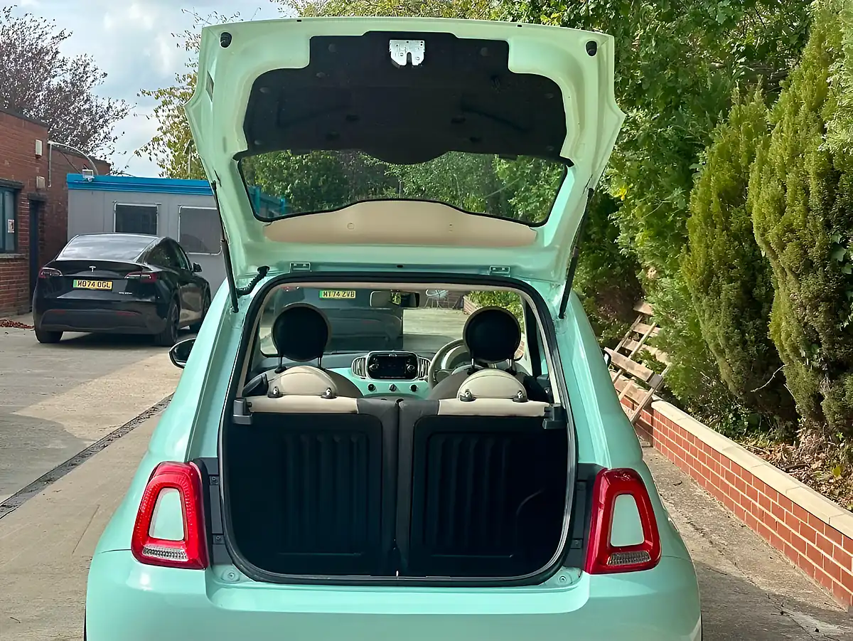 Used 2015 Fiat 500 Lounge Green - Interior and Exterior details 19