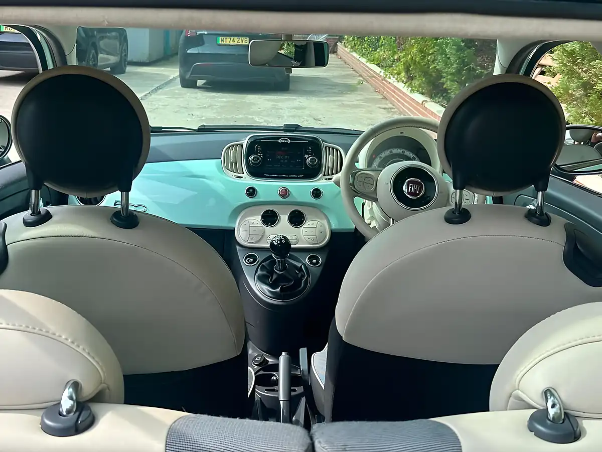Used 2015 Fiat 500 Lounge Green - Interior and Exterior details 5