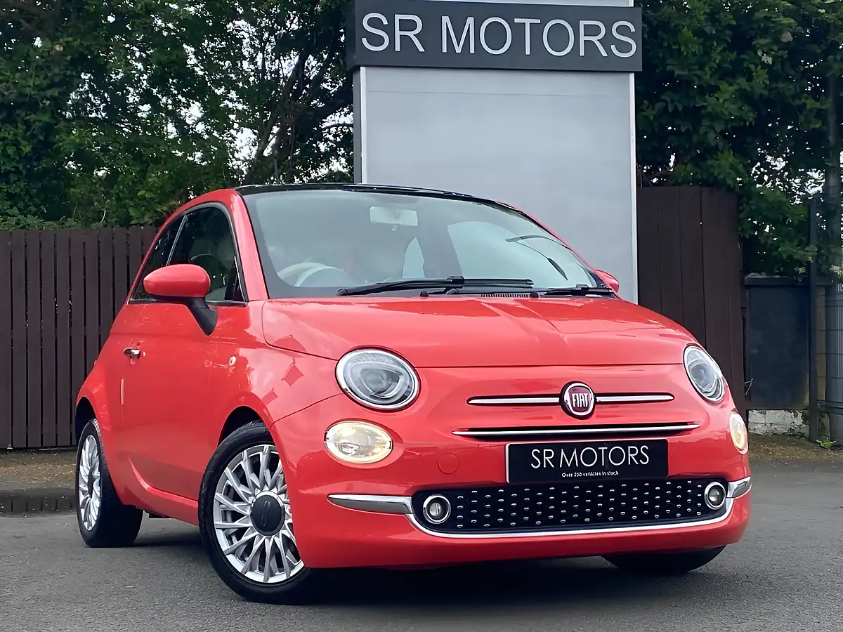 Used 2015 Fiat 500 Lounge Pink - Front View