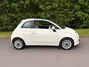 Used 2015 Fiat 500 Lounge White - Interior and Exterior details 7