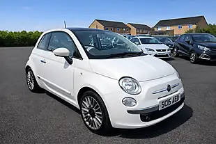 Used 2015 Fiat 500 Lounge White - Interior and Exterior details 4