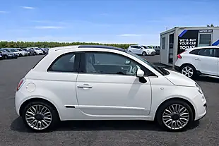 Used 2015 Fiat 500 Lounge White - Interior and Exterior details 5