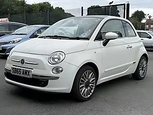 Used 2015 Fiat 500 Lounge White - Interior and Exterior details 3