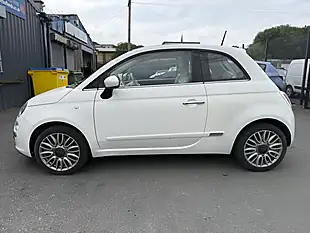 Used 2015 Fiat 500 Lounge White - Interior and Exterior details 5