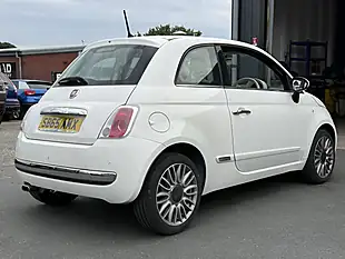 Used 2015 Fiat 500 Lounge White - Interior and Exterior details 6