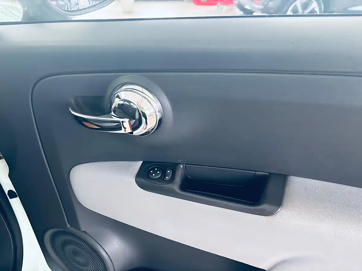 Used 2015 Fiat 500 Pop Euro 6 Green - Interior and Exterior details 15
