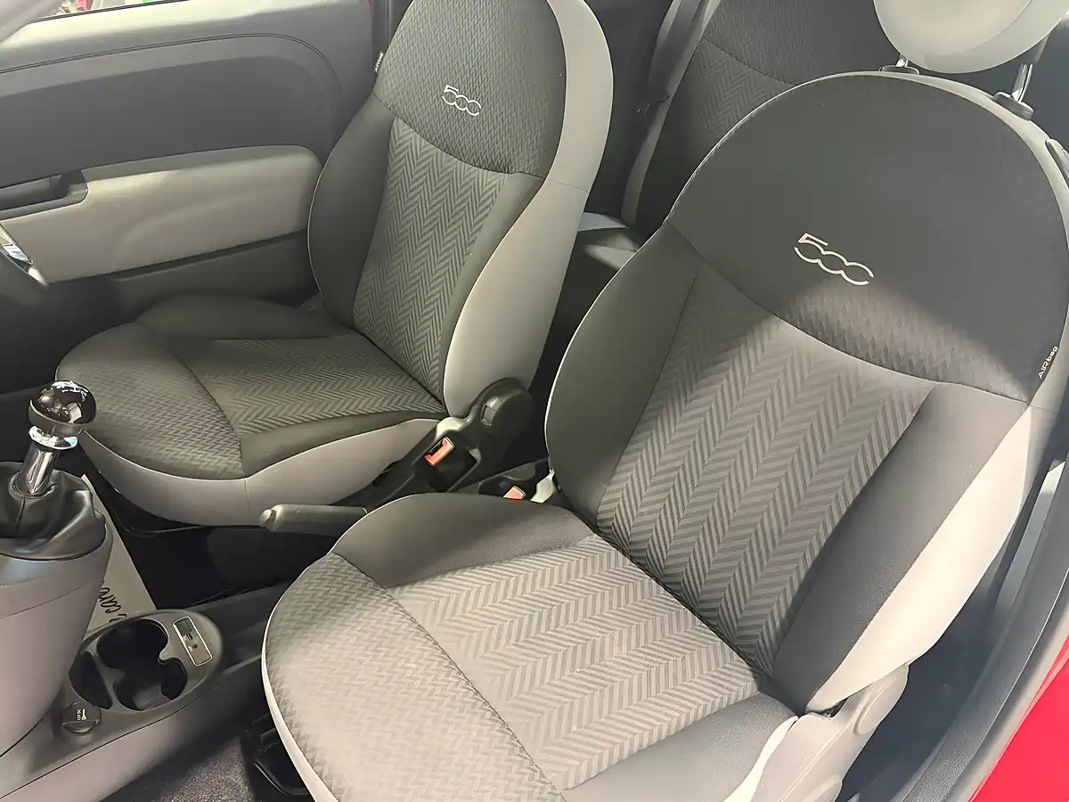 Used 2015 Fiat 500 Pop Red - Interior and Exterior details 15