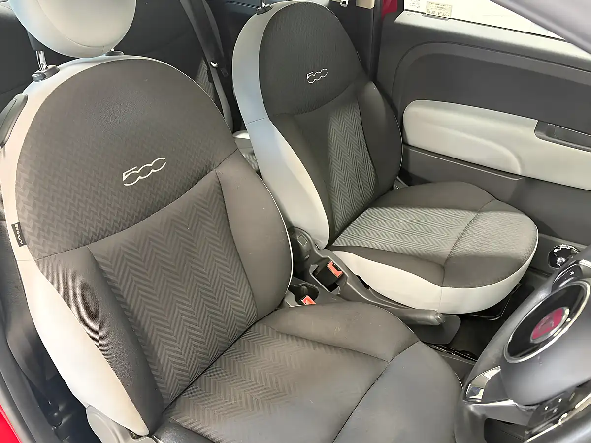 Used 2015 Fiat 500 Pop Red - Interior and Exterior details 16
