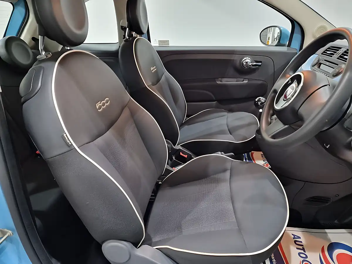 Used 2015 Fiat 500 Pop Star Blue - Interior and Exterior details 10