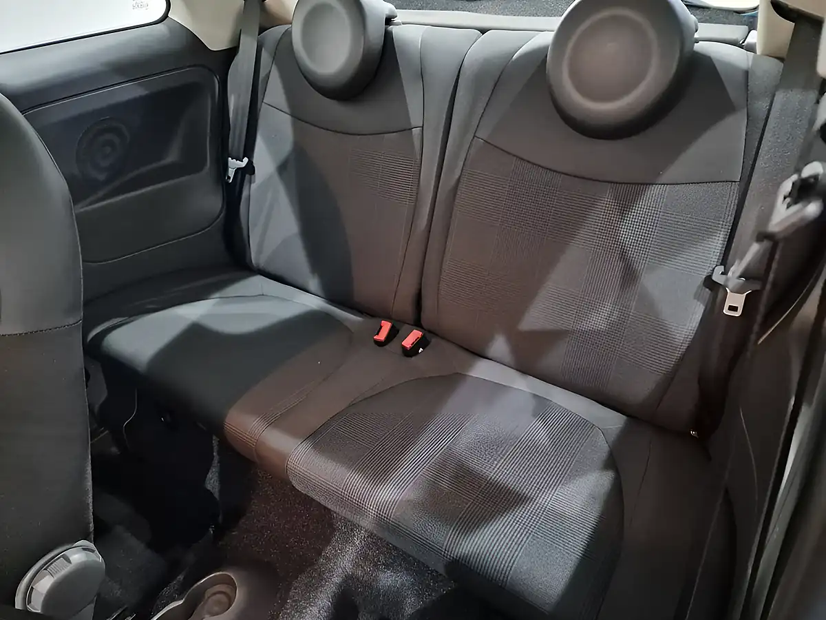 Used 2015 Fiat 500 Pop Star Blue - Interior and Exterior details 16