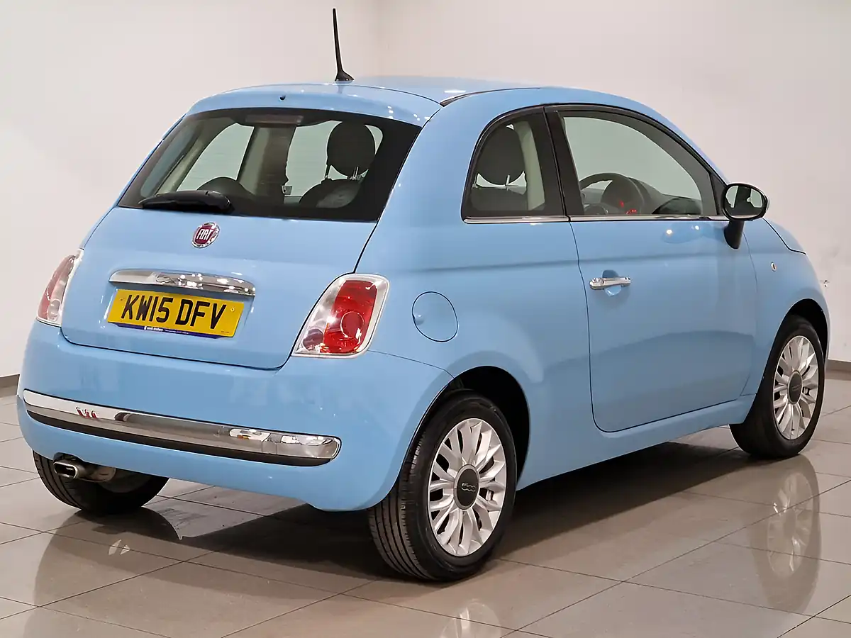 Used 2015 Fiat 500 Pop Star Blue - Interior and Exterior details 6