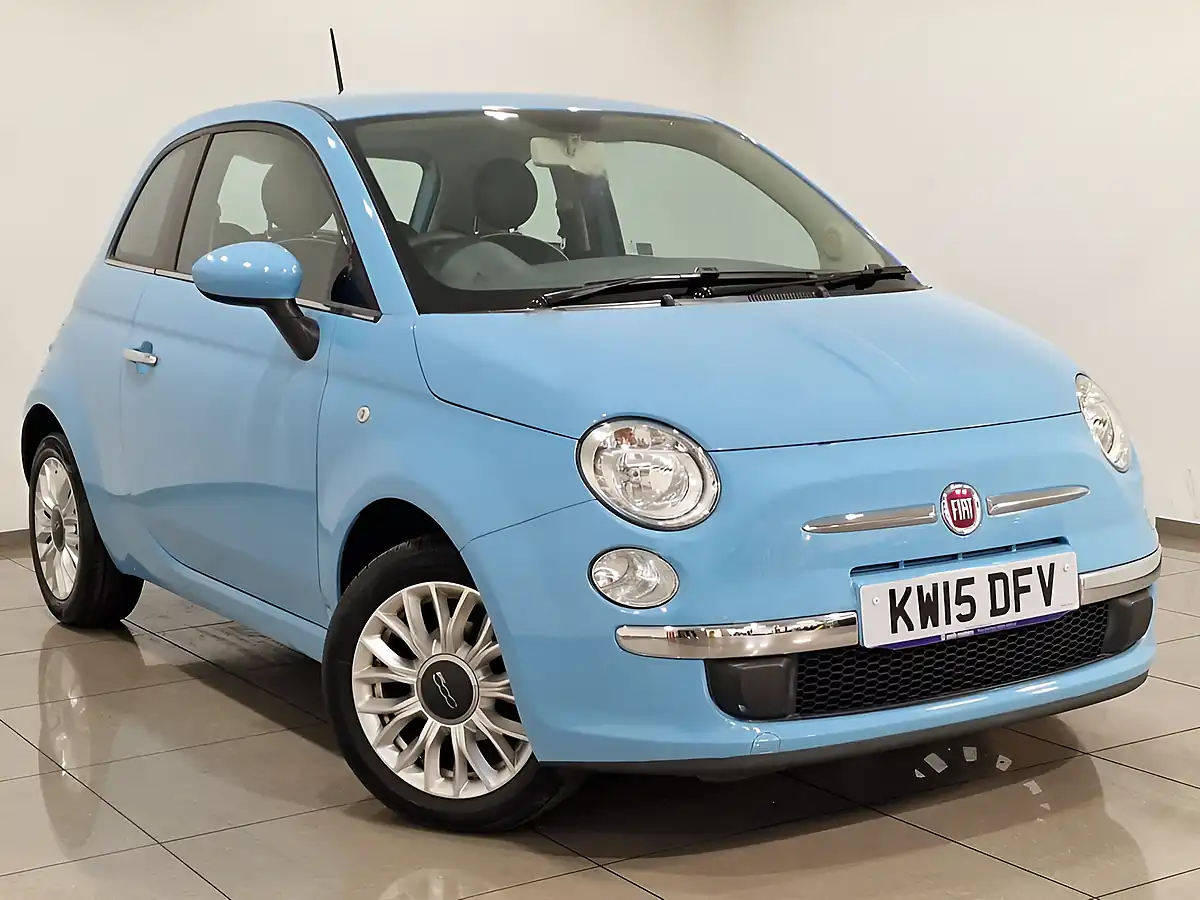 Used 2015 Fiat 500 Pop Star Blue - Interior and Exterior details 7