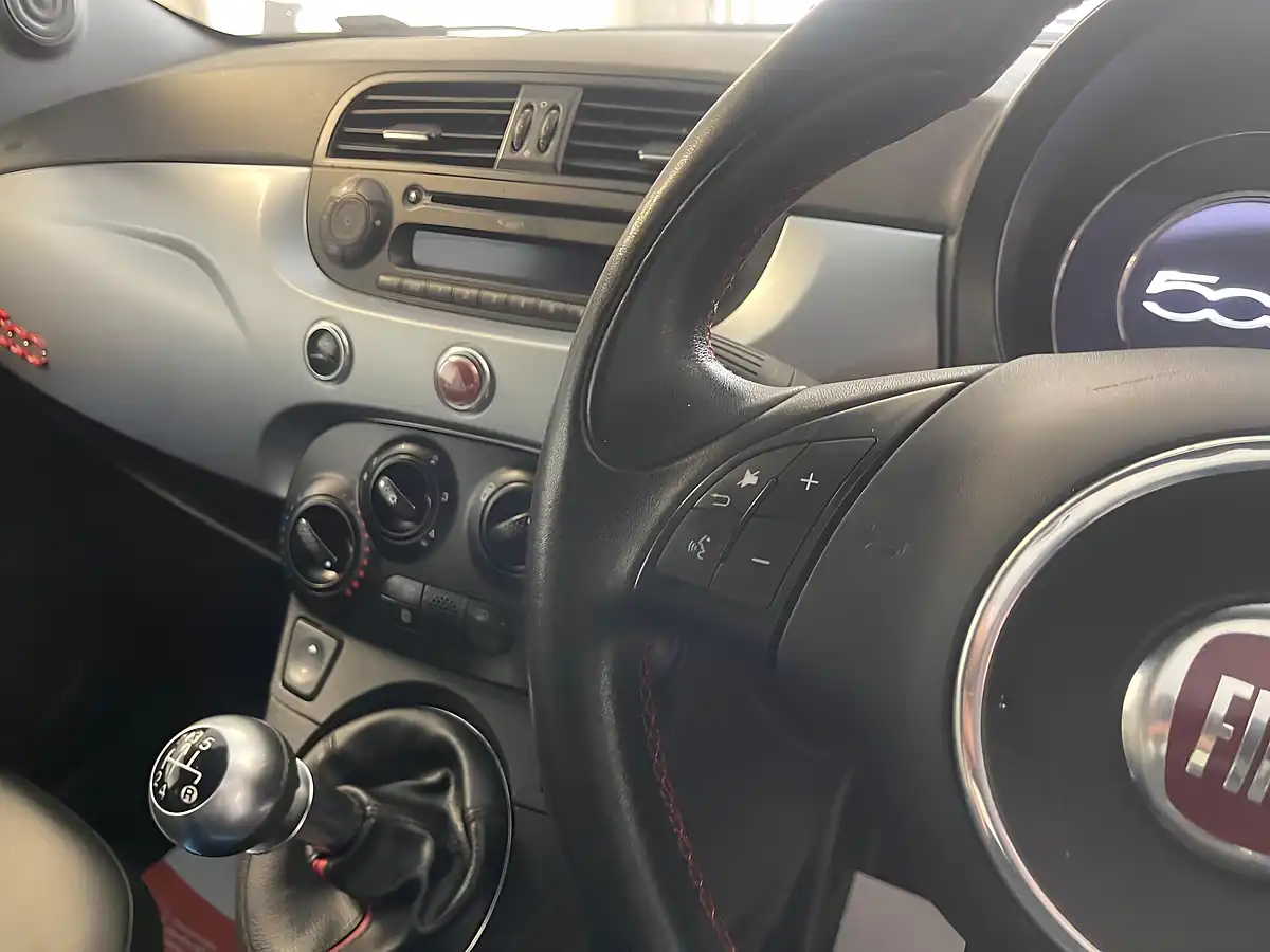 Used 2015 Fiat 500 S Blue - Interior and Exterior details 12