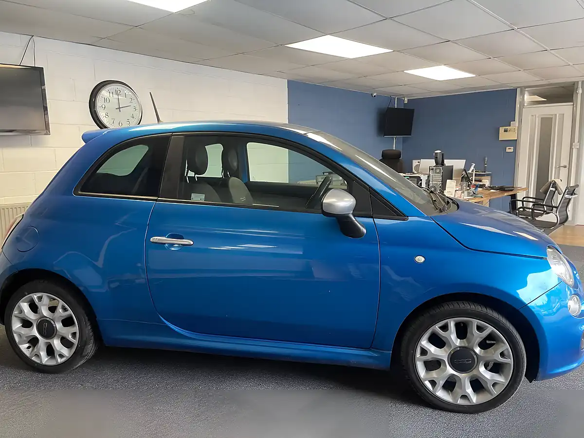 Used 2015 Fiat 500 S Blue - Interior and Exterior details 6