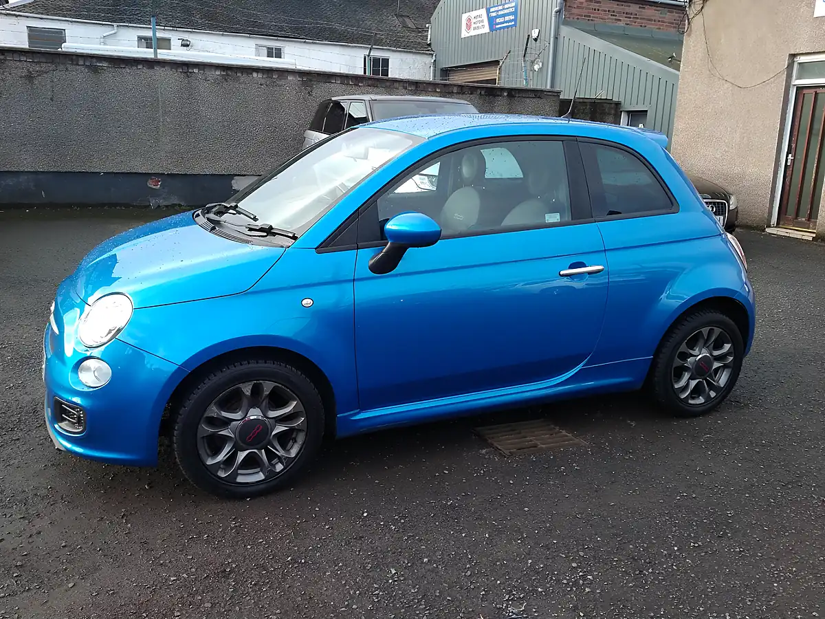Used 2015 Fiat 500 S Blue - Front View