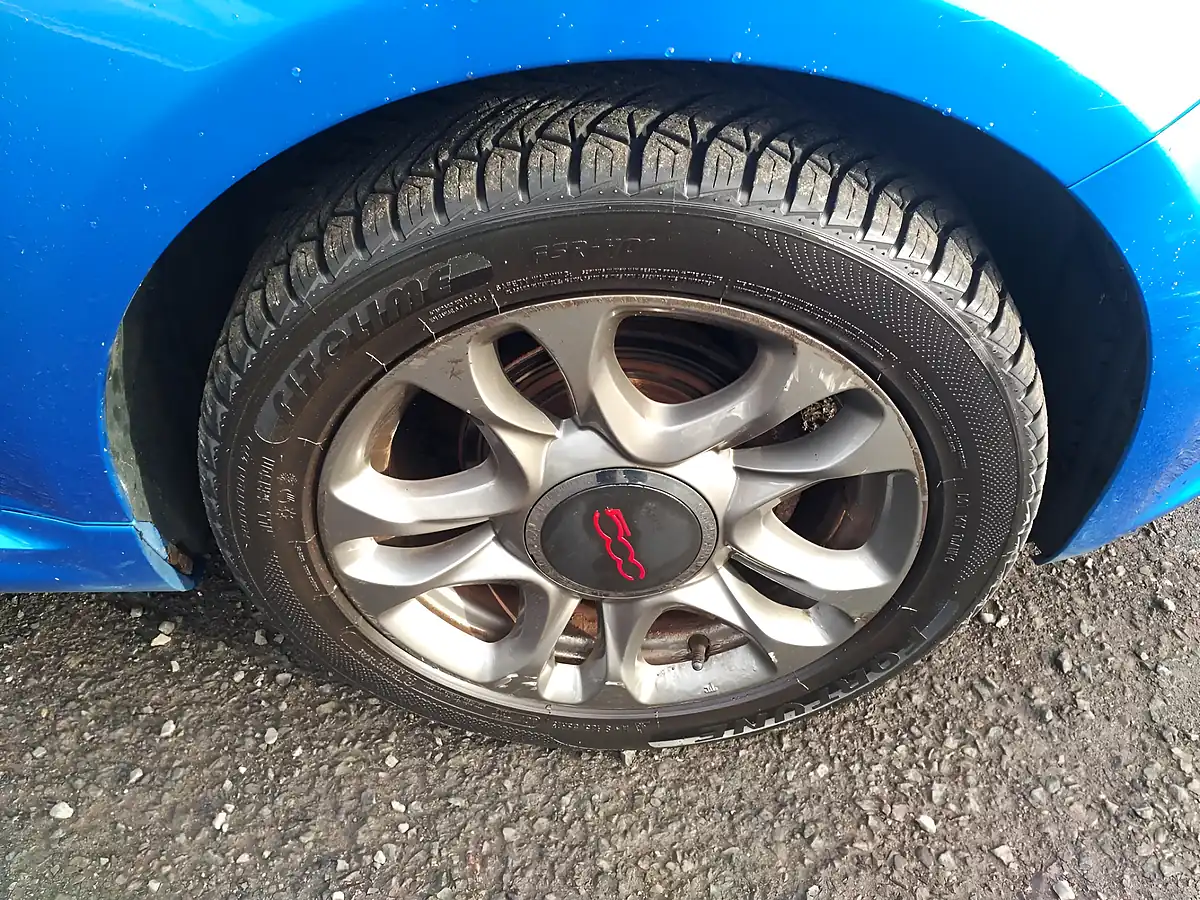 Used 2015 Fiat 500 S Blue - Interior and Exterior details 10