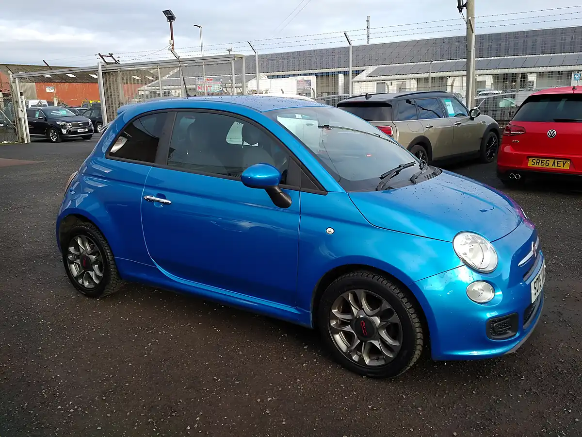 Used 2015 Fiat 500 S Blue - Interior and Exterior details 7
