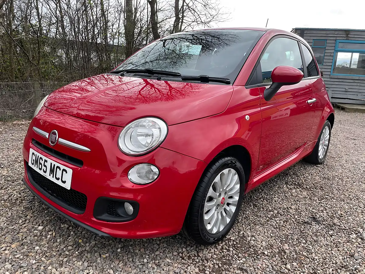 Used 2015 Fiat 500 S Red - Interior and Exterior details 2