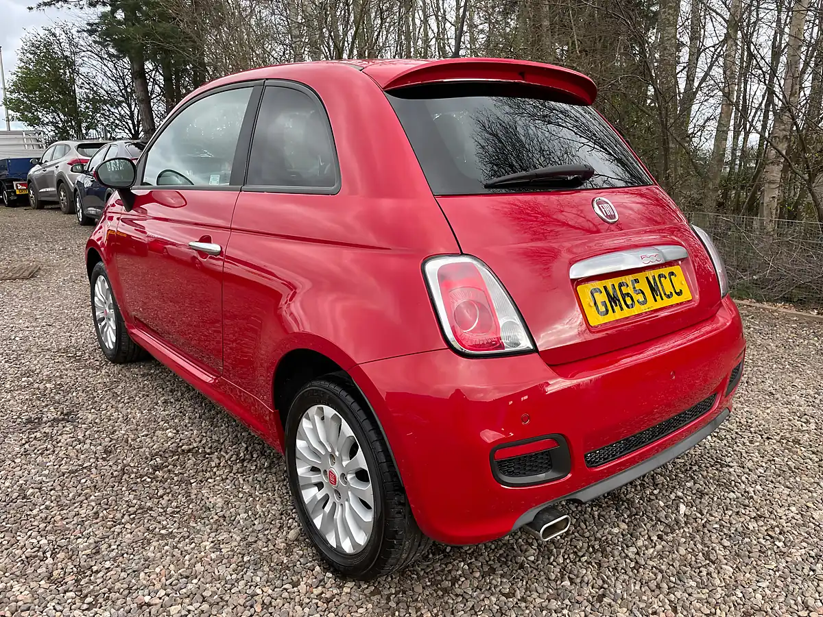 Used 2015 Fiat 500 S Red - Interior and Exterior details 4