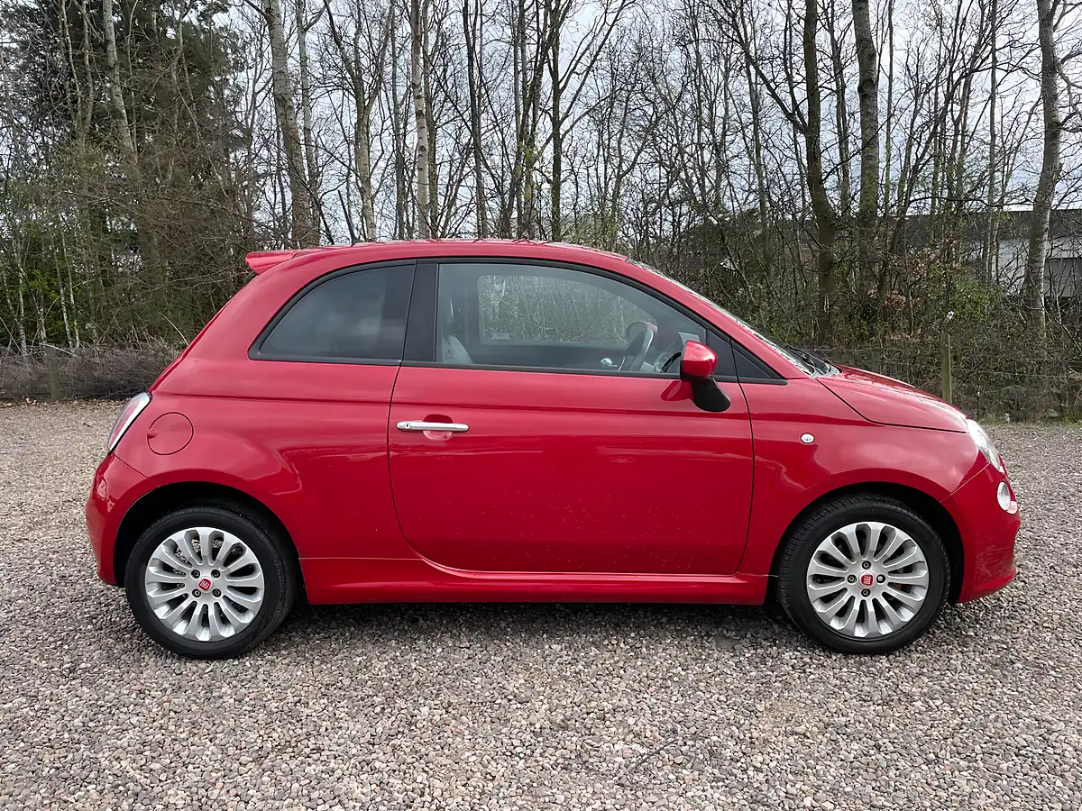Used 2015 Fiat 500 S Red - Interior and Exterior details 5