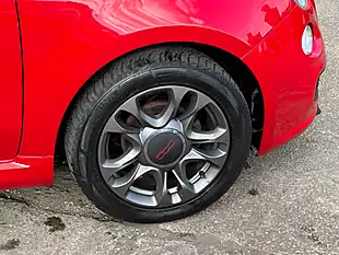 Used 2015 Fiat 500 S Red - Interior and Exterior details 17