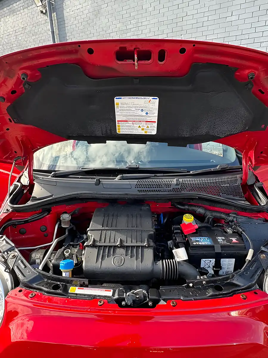 Used 2015 Fiat 500 S Red - Interior and Exterior details 7