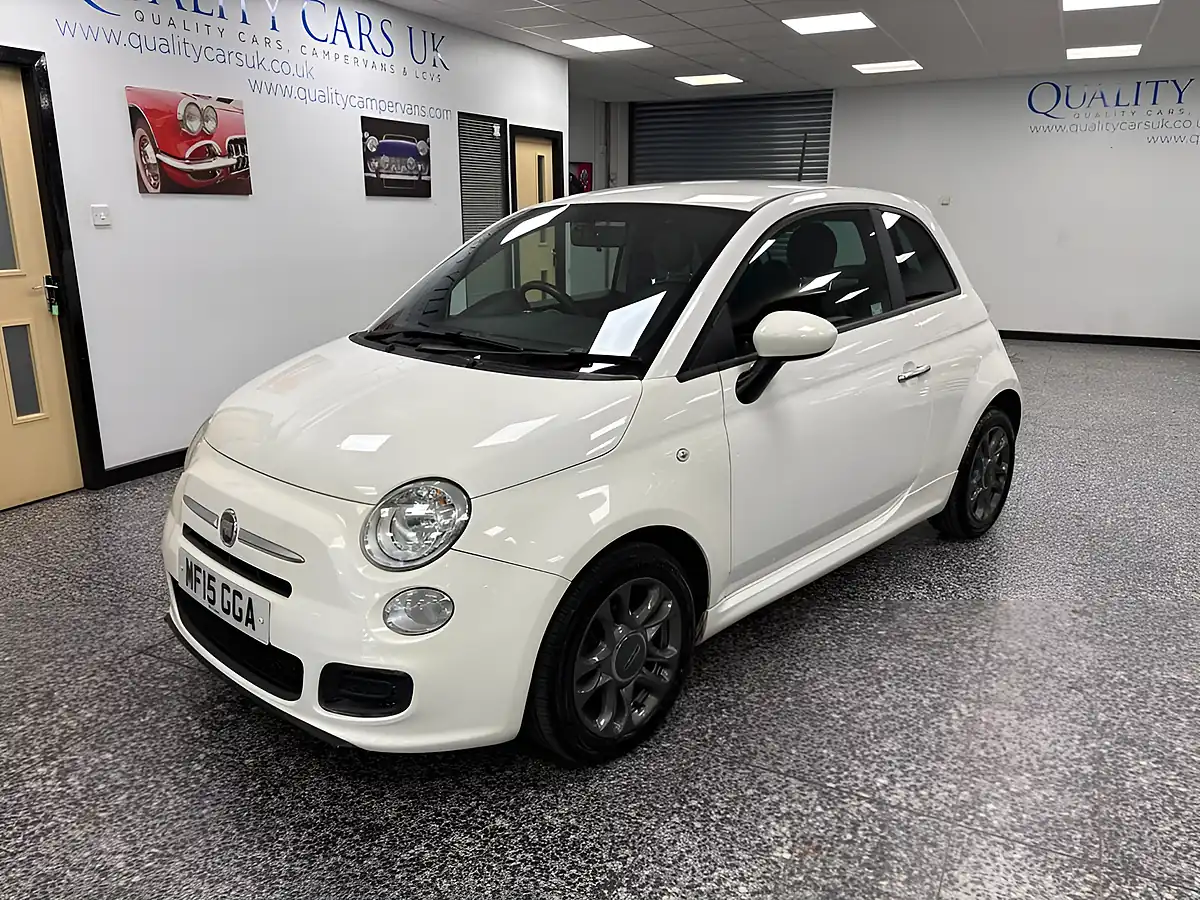 Used 2015 Fiat 500 S White - Front View