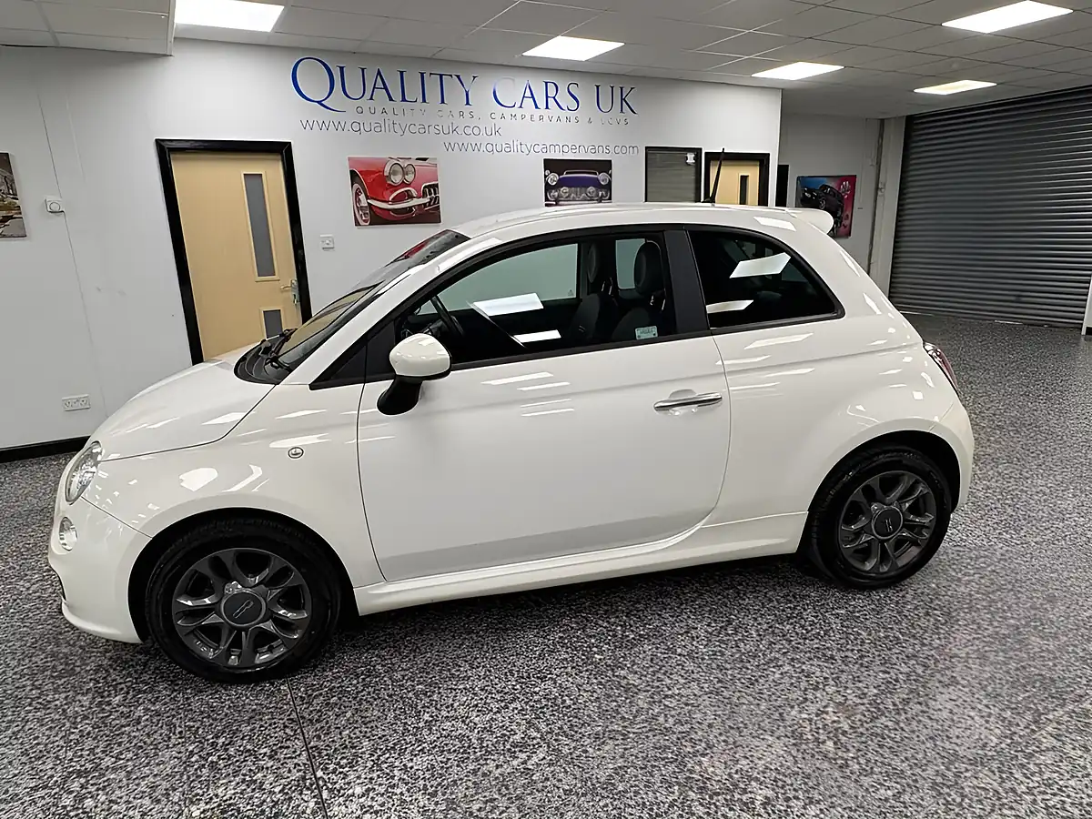 Used 2015 Fiat 500 S White - Interior and Exterior details 15