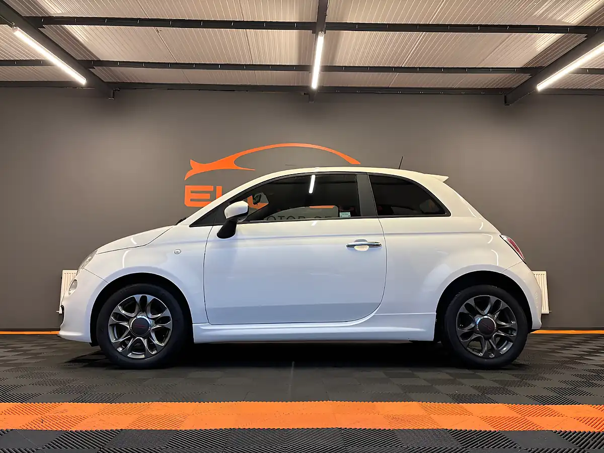 Used 2015 Fiat 500 S White - Interior and Exterior details 6