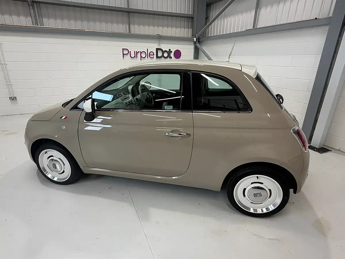 Used 2015 Fiat 500 Vintage 57 Brown - Interior and Exterior details 7