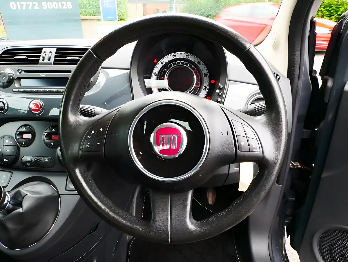 Used 2015 Fiat 500c Lounge Grey - Interior and Exterior details 18