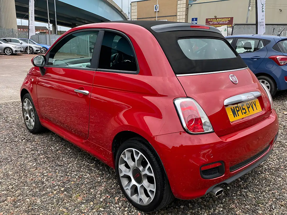 Used 2015 Fiat 500C S Red - Interior and Exterior details 15