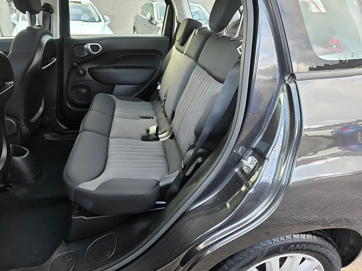 Used 2015 Fiat 500L Pop Star Grey - Interior and Exterior details 11