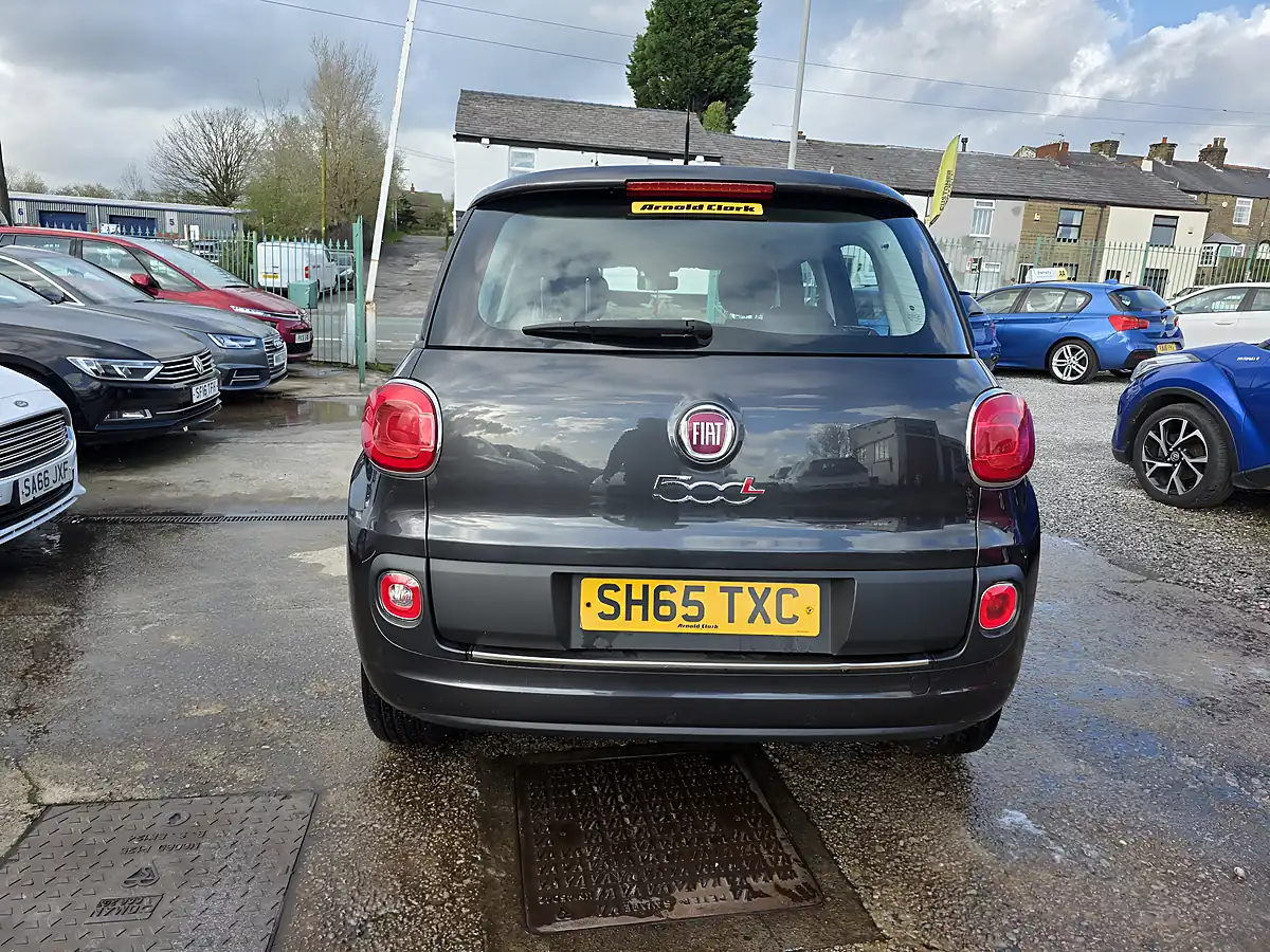 Used 2015 Fiat 500L Pop Star Grey - Interior and Exterior details 7